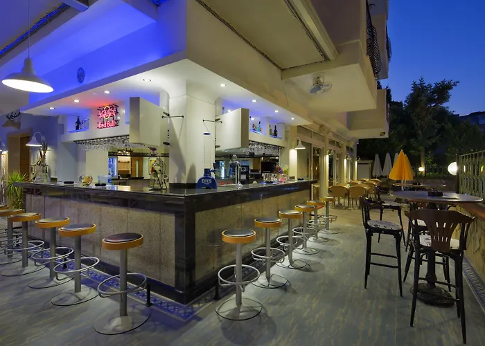 Aparthotel Sunflower 4*