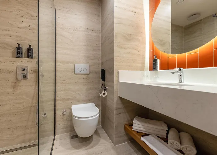 Aparthotel Sunflower 4*