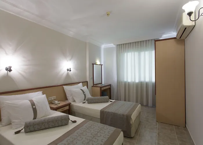 Sunflower Aparthotel 4*